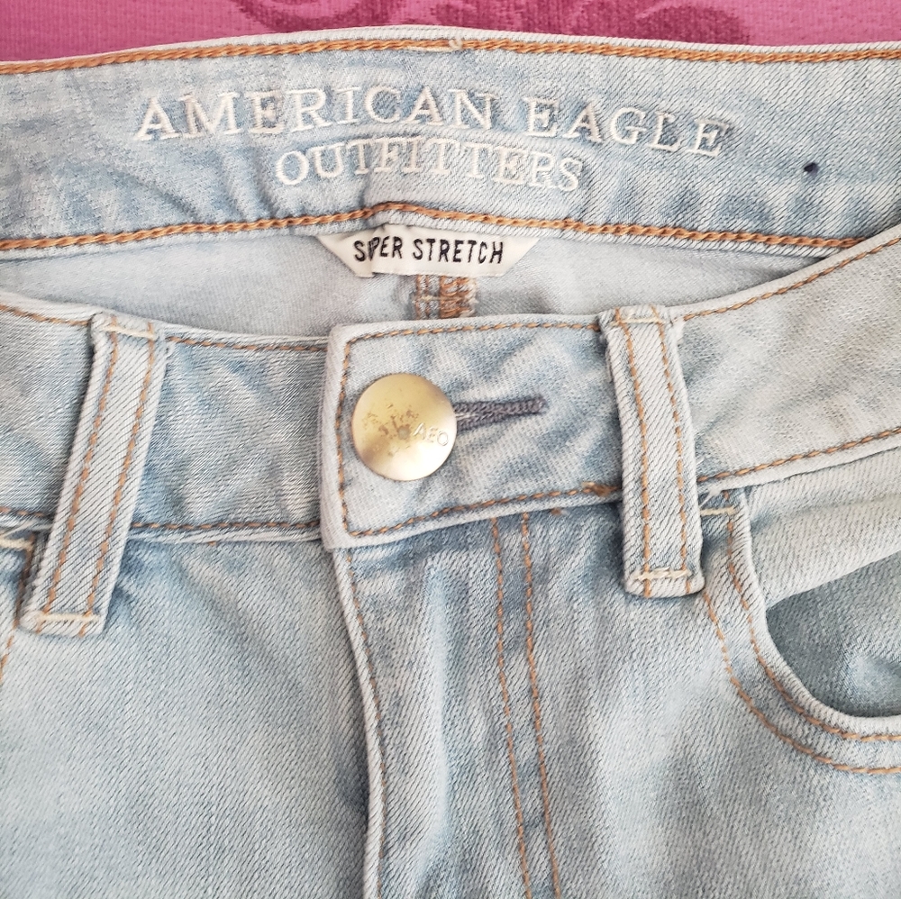 AE Distressed Jegging Crop 2R - Picture 3 of 6